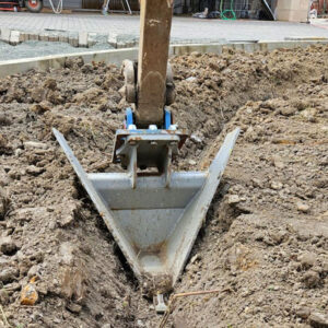 V BUCKET
